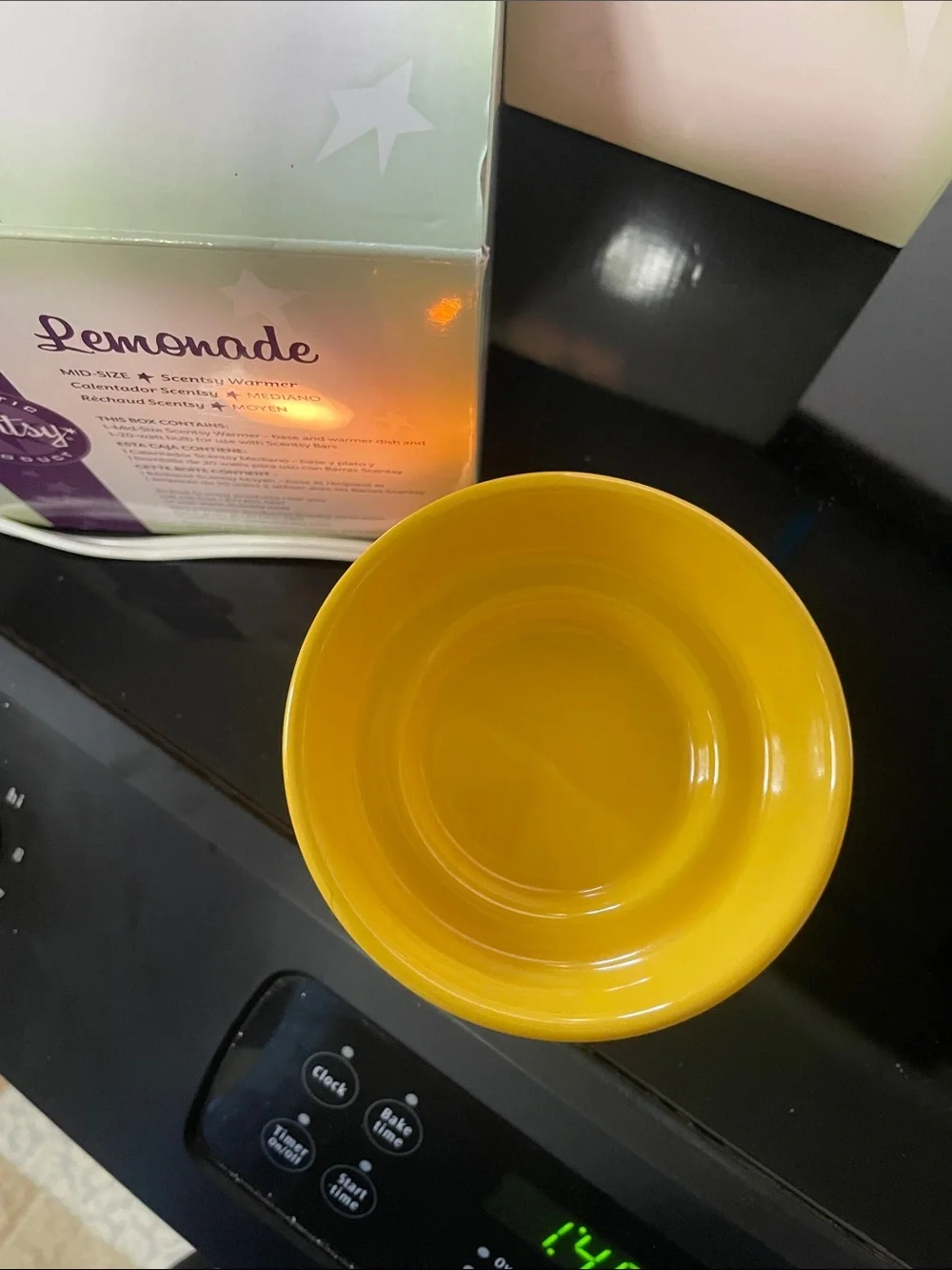 Scentsy ceramic wax